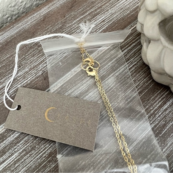 Lili Claspe Rope the Moon and Star Lariat Necklace Gold Tone NEW with a Tag - Picture 5 of 8